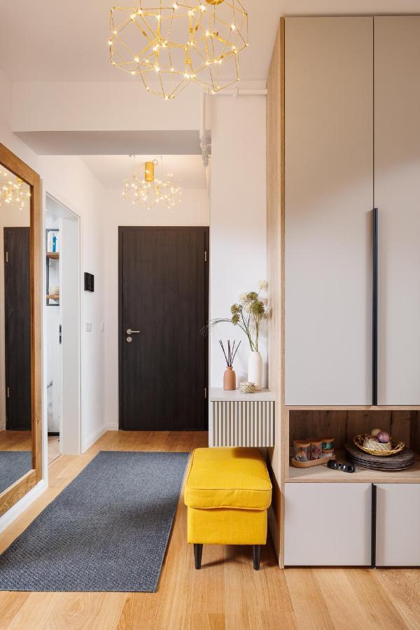 Pure Living Apartment W. Private Parking Μπρασόβ Εξωτερικό φωτογραφία